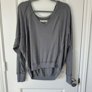 We the free Gray V-Neck Waffle Knit Long Sleeve Top
